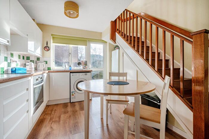 1 Bedroom Terraced House To Rent In Roman Way, Bicester, OX26