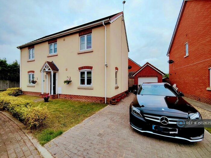 4 Bedroom Detached House To Rent In Hewers Close, Wanborough, Swindon, SN4