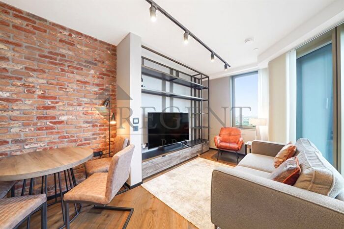 3 Bedroom Flat To Rent In Stage Apartments, Hewett Street, EC2A