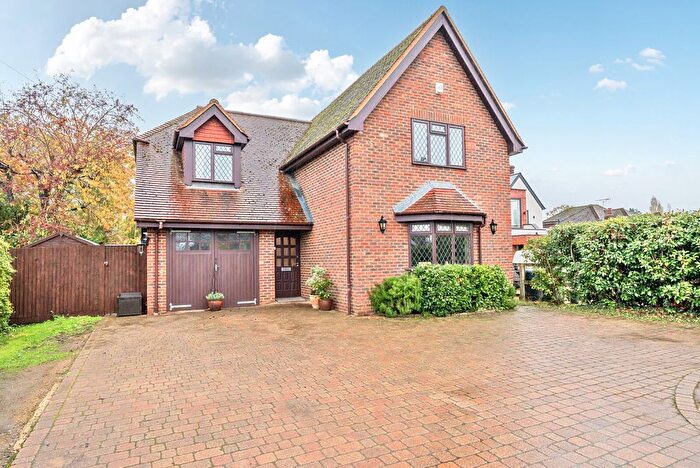 4 Bedroom Detached House For Sale In Send Marsh Road, Ripley, Woking, GU23