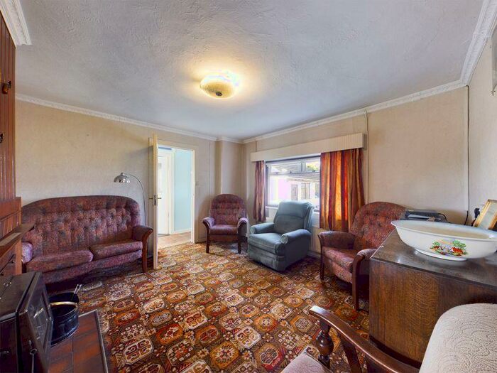 2 Bedroom Bungalow For Sale In Shaftesbury Bungalow, Pentopyn Road, Ponthir, Newport, ., NP18