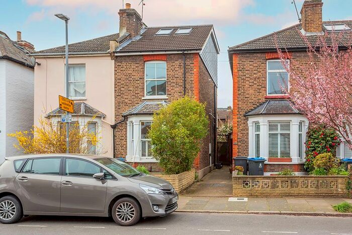 3 Bedroom End Of Terrace House To Rent In Portman Road, Norbiton, Kingston Upon Thames, KT1