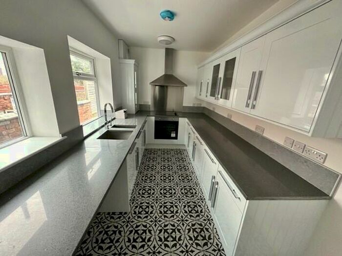 3 Bedroom House To Rent In Lord Street, CW2