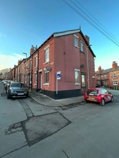 2 Bedroom Terraced House To Rent In Moorfield Avenue, Leeds, West Yorkshire, LS12