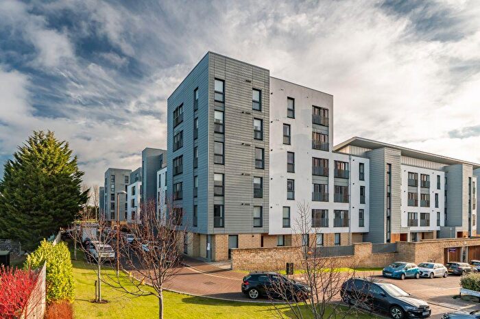 2 Bedroom Flat For Sale In / Kimmerghame Place, Edinburgh, EH4