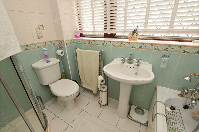 3 Bedroom End Of Terrace House For Sale In Mill Lane, Chadwell Heath, RM6