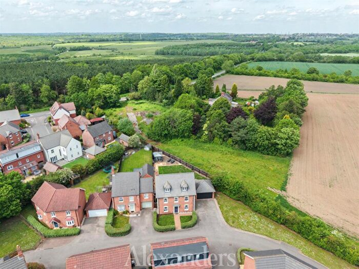 5 Bedroom Detached House For Sale In Baker Grove, Ibstock, LE67