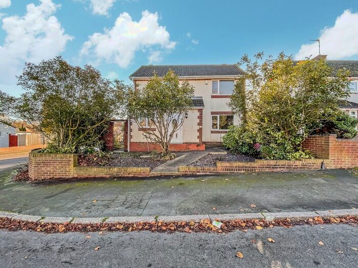 3 Bedroom Detached House To Rent In The Vista, Sedgley, Dudley DY3