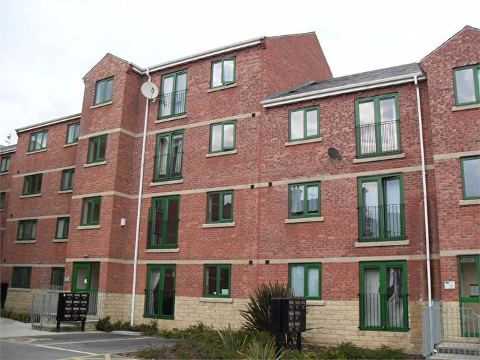2 Bedroom Apartment To Rent In Admiral Street, Leeds, West Yorkshire, LS11