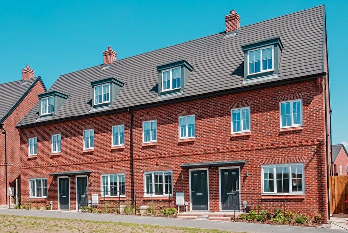 3 Bedroom Terraced House To Rent In Fairham, Nottingham, NG11