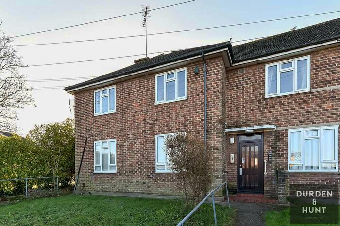 1 Bedroom Flat To Rent In Willingale Road, Loughton, IG10