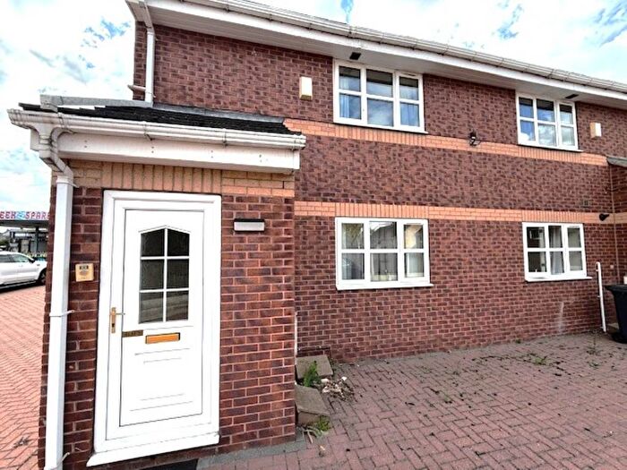 2 Bedroom Flat To Rent In Brampton Road, Wombwell, Barnsley, S73