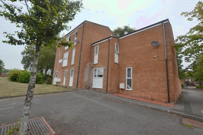 2 Bedroom Flat To Rent In Witton Court, Washington, NE38