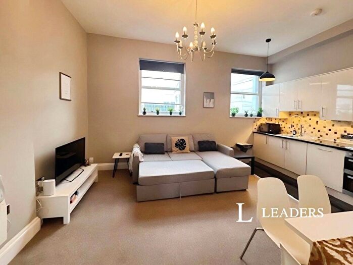 1 Bedroom Flat To Rent In Bartholomews, Brighton, East Sussex, BN1