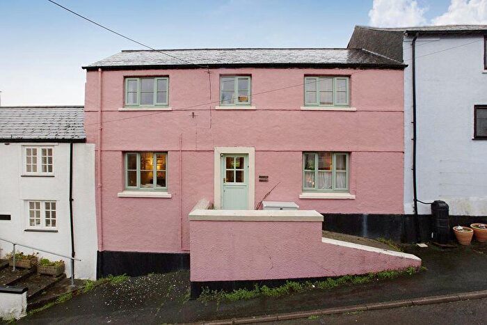 3 Bedroom Terraced House For Sale In Modbury, PL21