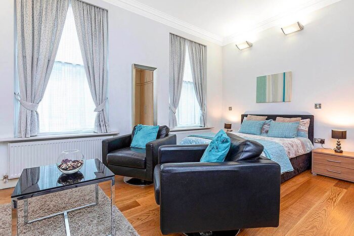 Studio To Rent In Westbourne Grove, London, W2