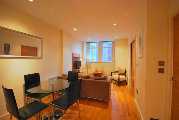2 Bedroom Flat To Rent In Romney House, Marsham Street, London, SW1P
