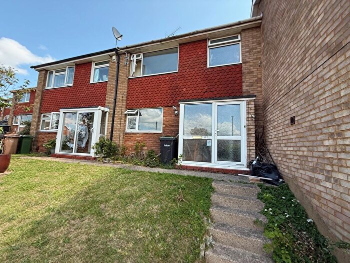 3 Bedroom Property To Rent In Brendon Avenue, Luton, LU2