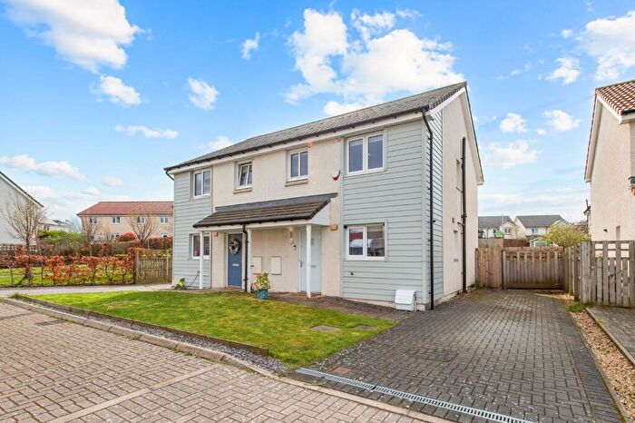 3 Bedroom Semi Detached House For Sale In Rowan Walk, East Calder, Livingston, West Lothian, EH53