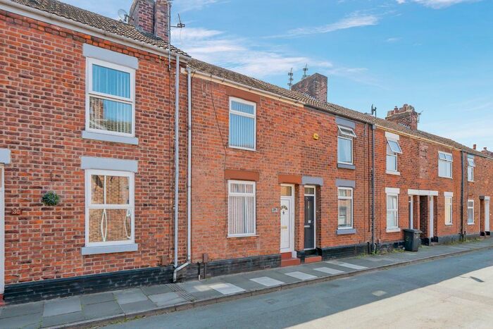 3 Bedroom Terraced House To Rent In Parker Street, Runcorn, Cheshire, WA7