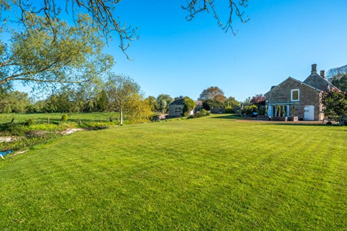 3 Bedroom House To Rent In Latton, SN6