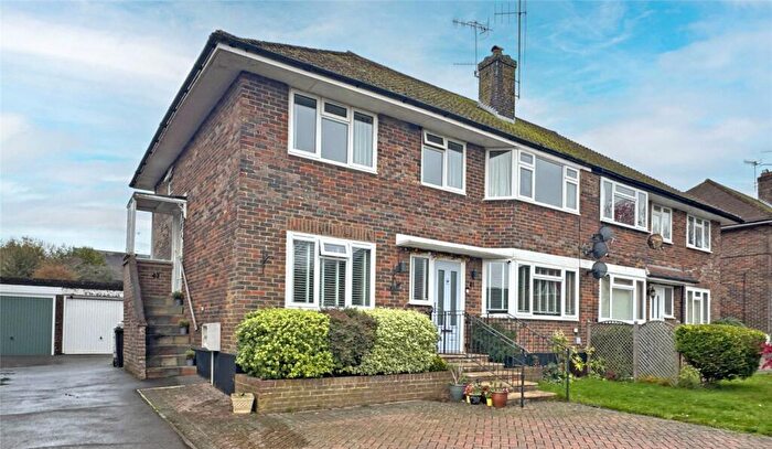 3 Bedroom Maisonette For Sale In East Grinstead, West Sussex, RH19