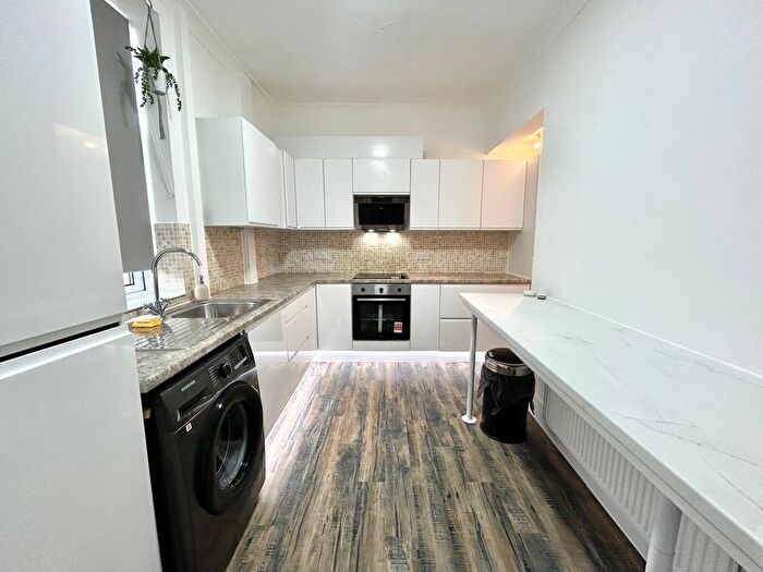 2 Bedroom Terraced House To Rent In Knowles Street, Manchester, M26