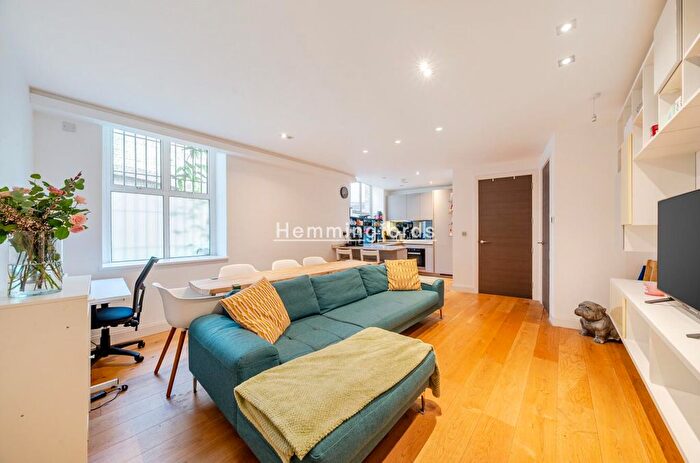 2 Bedroom Flat To Rent In Windsor Street, Angel, N1