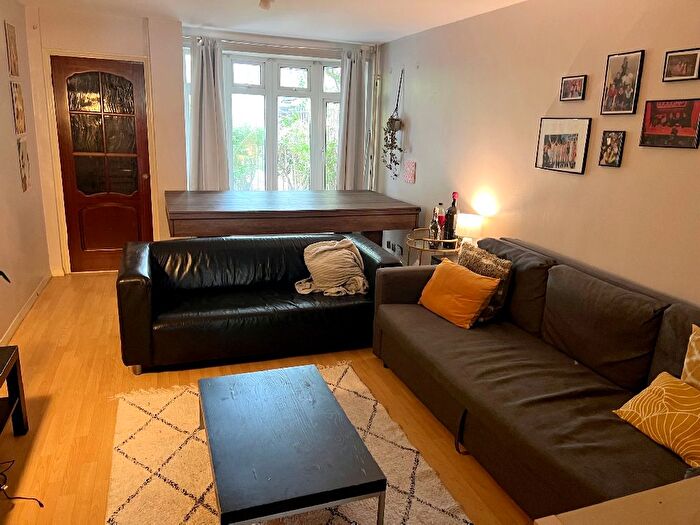 4 Bedroom Terraced House To Rent In Delhi Street, King's Cross, N1