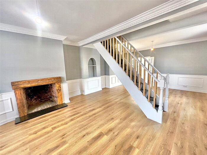 2 Bedroom End Of Terrace House To Rent In Manchester Road, Wardley, Swinton, Manchester, M27
