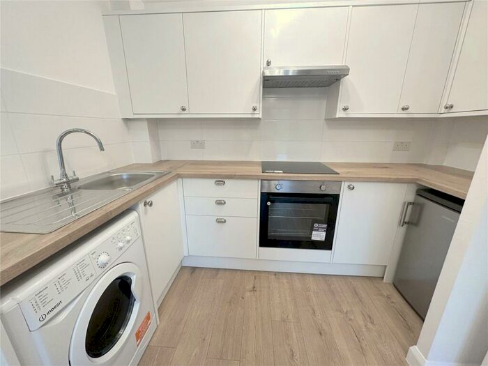 1 Bedroom Apartment To Rent In Raven Close, London, NW9