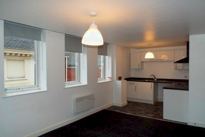 1 Bedroom Flat To Rent In Salter Street, Stafford, ST16