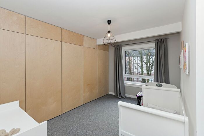 2 Bedroom Flat For Sale In /, Dumbarton Road, Scotstoun, G14