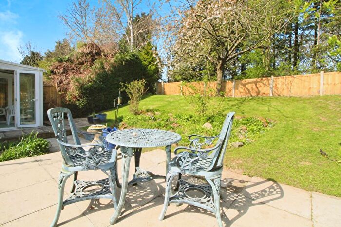 2 Bedroom Semi-Detached House To Rent In Courtney Close, Wollaton, Nottingham, NG8