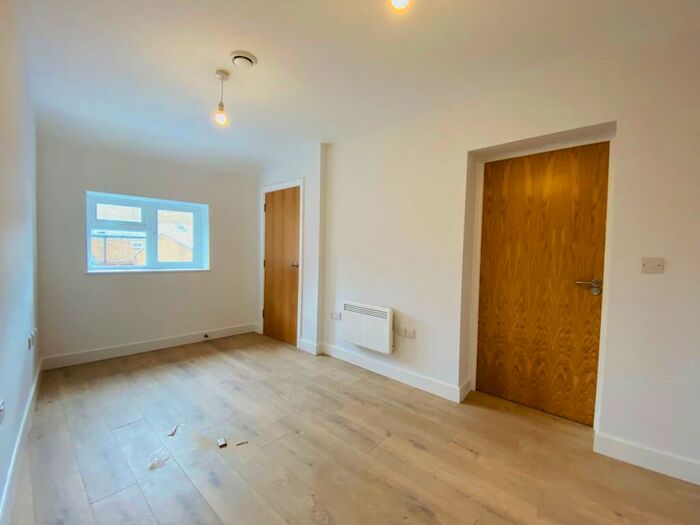 2 Bedroom Flat To Rent In Westgate, Peterborough, PE1