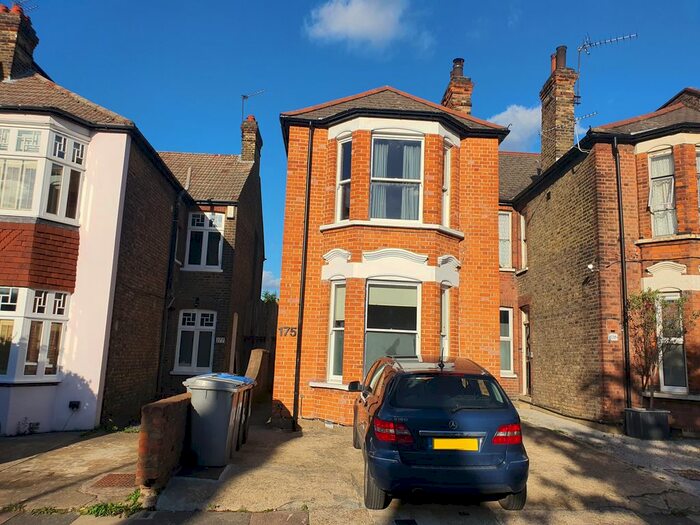 1 Bedroom Flat To Rent In Holland Road, London, NW10