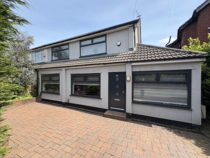 4 Bedroom Semi-Detached House For Sale In Netherhey Lane, Royton, OL2