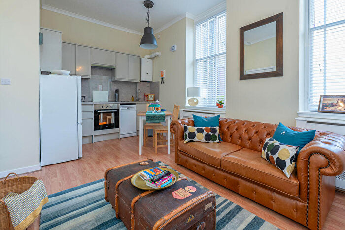 1 Bedroom Flat To Rent In L – Duncan Street, Edinburgh, EH9