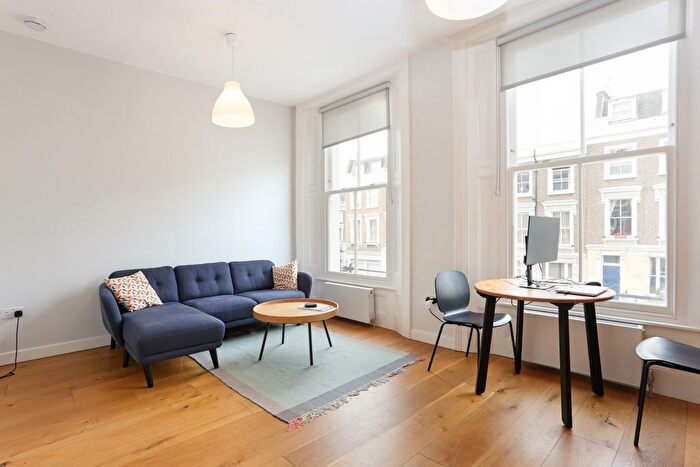 1 Bedroom Flat To Rent In Chalcot Road, London, NW1