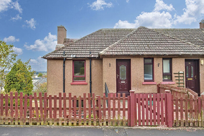 3 Bedroom End Of Terrace House For Sale In Glenmavis Drive, Bathgate, EH48