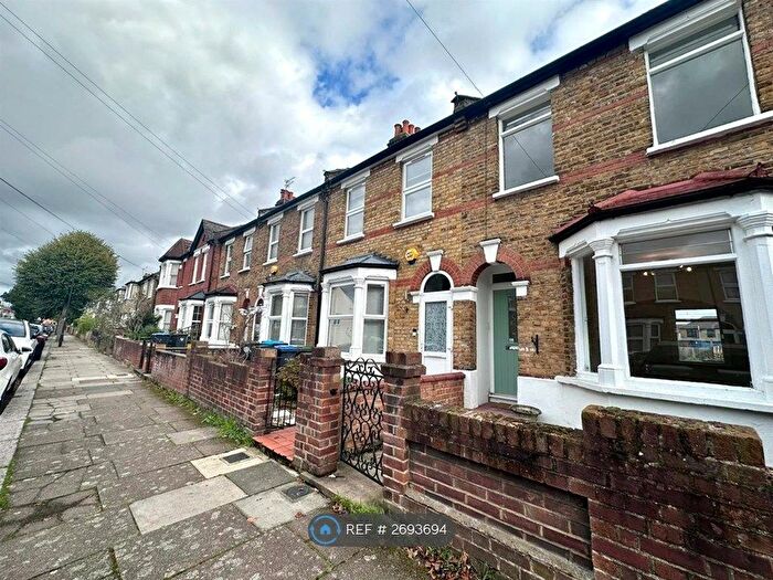 3 Bedroom Terraced House To Rent In Clive Road, Enfield, EN1
