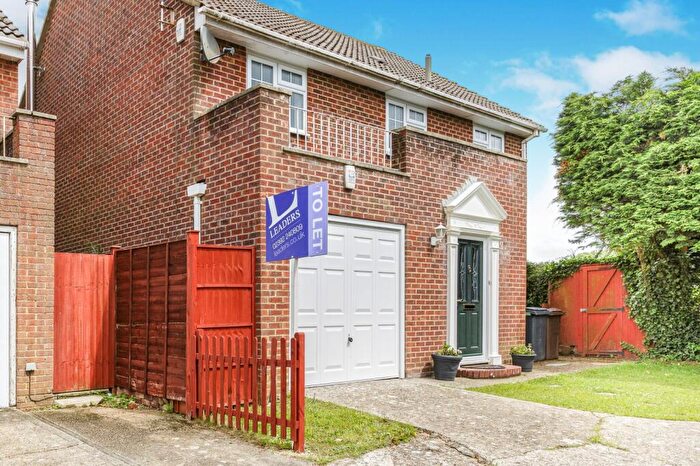 4 Bedroom House To Rent In Wentworth Drive, Waterlooville, Hampshire, PO8