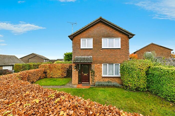 3 Bedroom Detached House For Sale In Coleridge Close, Hitchin, SG4