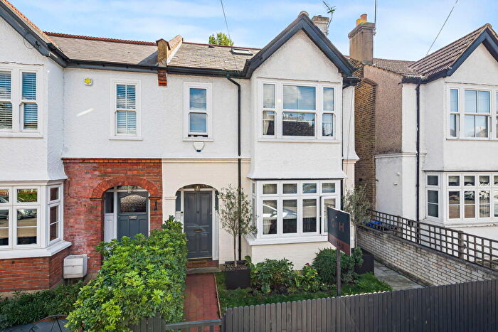 4 Bedroom Semi-Detached House For Sale In Babbacombe Road, Bromley, BR1