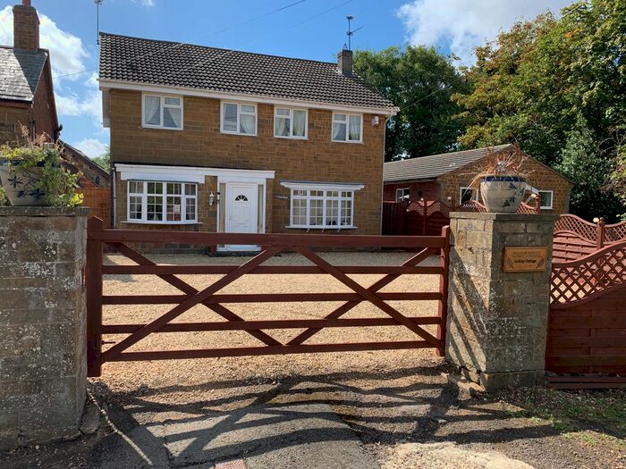 5 Bedroom Detached House To Rent In Knightcote, Southam, CV47