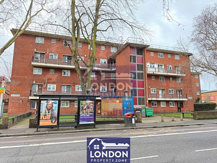 2 Bedroom Flat For Sale In Wimbourne Street, London, N1