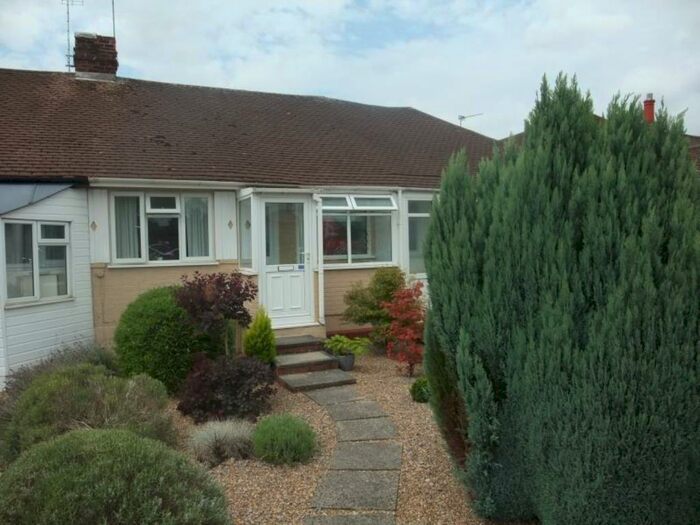 2 Bedroom Terraced Bungalow To Rent In Fordwater Road, Chertsey, KT16