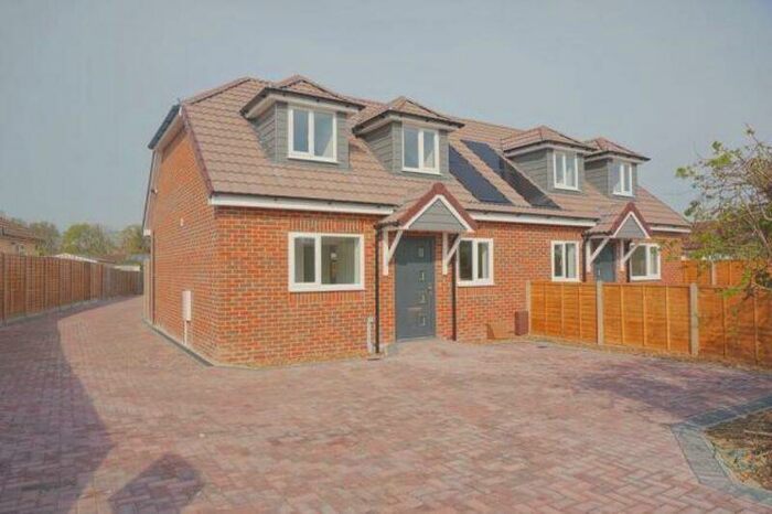 3 Bedroom Semi-Detached House To Rent In Gudge Heath Lane, Fareham, PO15