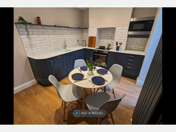 2 Bedroom Terraced House To Rent In Hoopern Street, Exeter, EX4