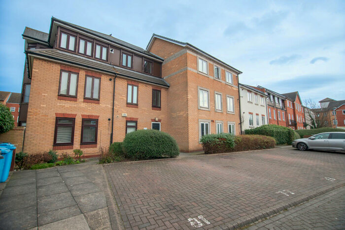 1 Bedroom Apartment To Rent In Ha'penny Bridge Way, Hull, East Riding Of Yorkshire, HU9